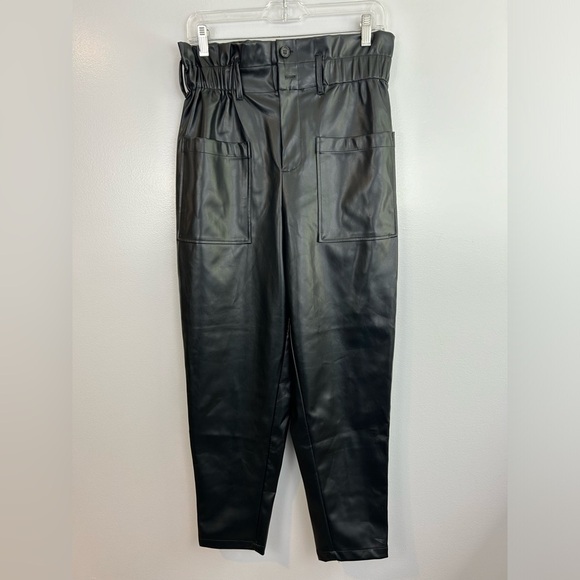 NWT JustFab Black Faux Leather Vegan Paperbag Pants Size Medium - Picture 1 of 12